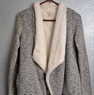Cupio Blast Open Face Cardigan With Faux Fur Collar & Lining